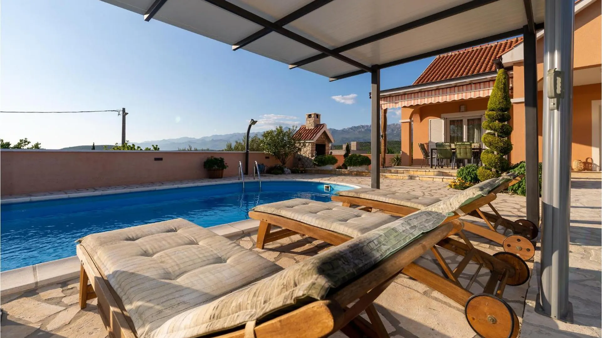 2 Bedroom Cozy Home In Krusevo Holiday home Krusevo (Zadar)