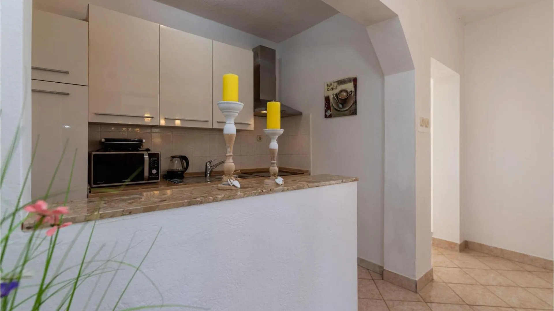 2 Bedroom Cozy Home In Krusevo Croatia